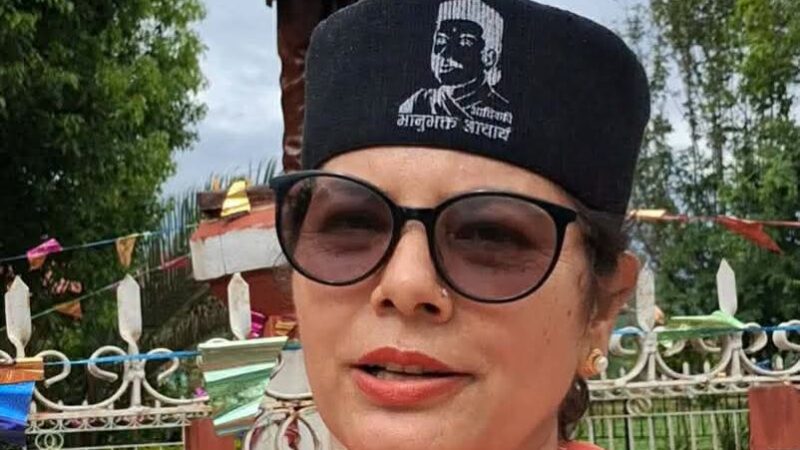 २१३औँ भानु जयन्ती : कविता वाचनमा नारायणी अधिकारी प्रथम