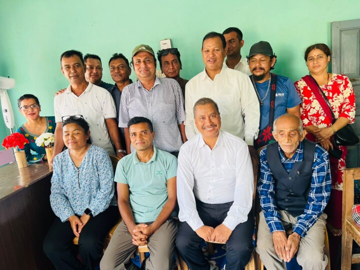 दमौलीमा विप्लव : ओली–प्रचण्डको एकता ‘क्षणिक मिलन’, रास्वपामाथि पनि प्रहार